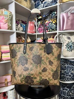 Coach Camo Rose City Tote Bag